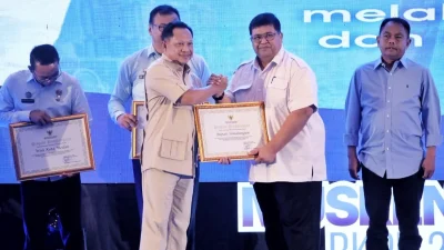 Bupati Simalungun Raih Penghargaan Kemendagri di Musrenbang Sumut 2027