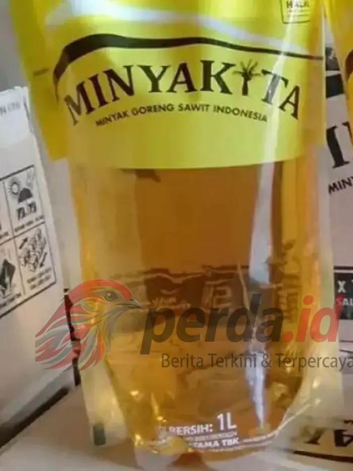 Kemasan minyak goreng subsidi Minyakita yang mengalami kelangkaan stok dan kenaikan harga di pasaran per April 2026.