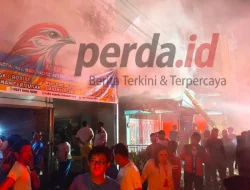 Toko Sepeda Maju Jaya Indrapura Terbakar, Armada Pemadam Kebakaran Diterjunkan ke Lokasi