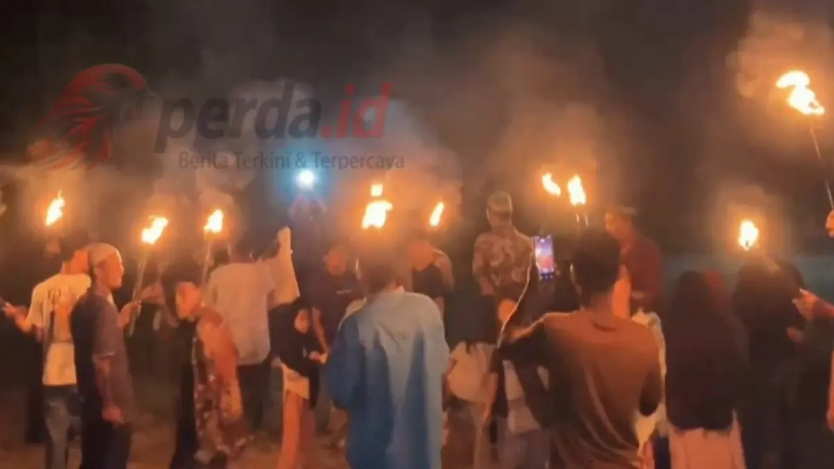 Masyarakat Pondok Habatu Simalungun pawai obor menyambut Tahun Baru Islam 1 Muharram 1448 H