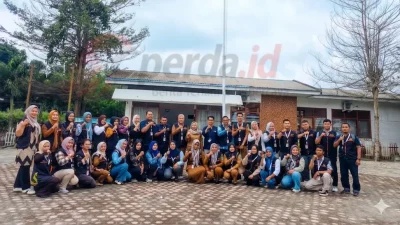 Foto bersama petugas Sensus Ekonomi 2026 Kecamatan Bosar Maligas usai pelepasan