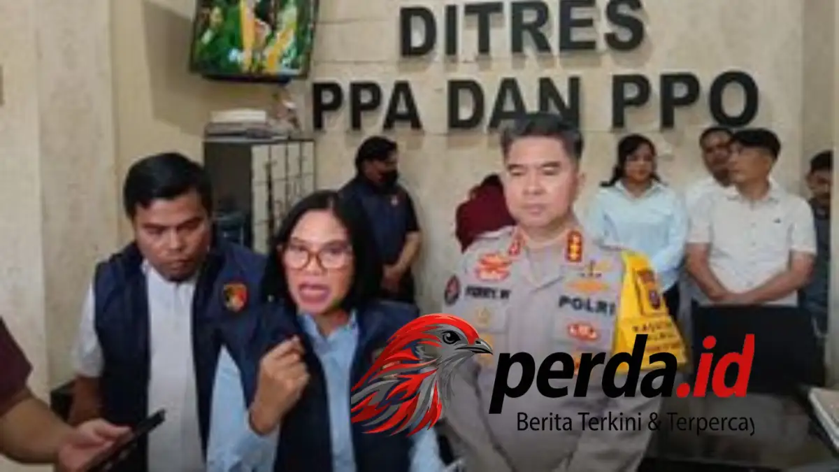 Polda Sumut menangkap tersangka pengelola akun TikTok bermuatan pornografi di Deli Serdang.