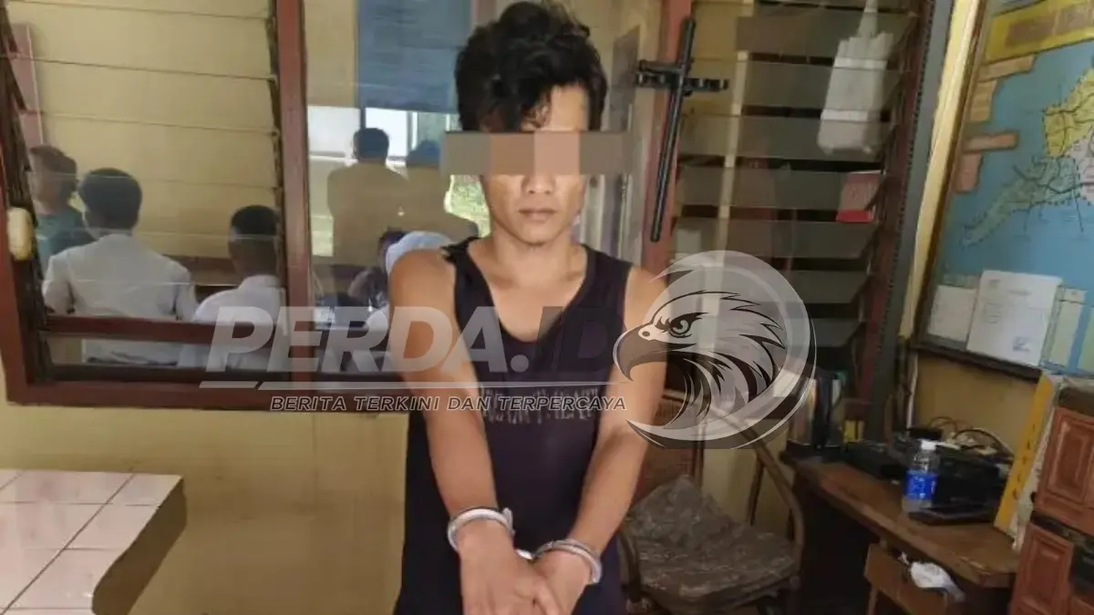 Polsek Gunung Malela menangkap terduga pengedar sabu di Lokalisasi Bukit Maraja, Kabupaten Simalungun.