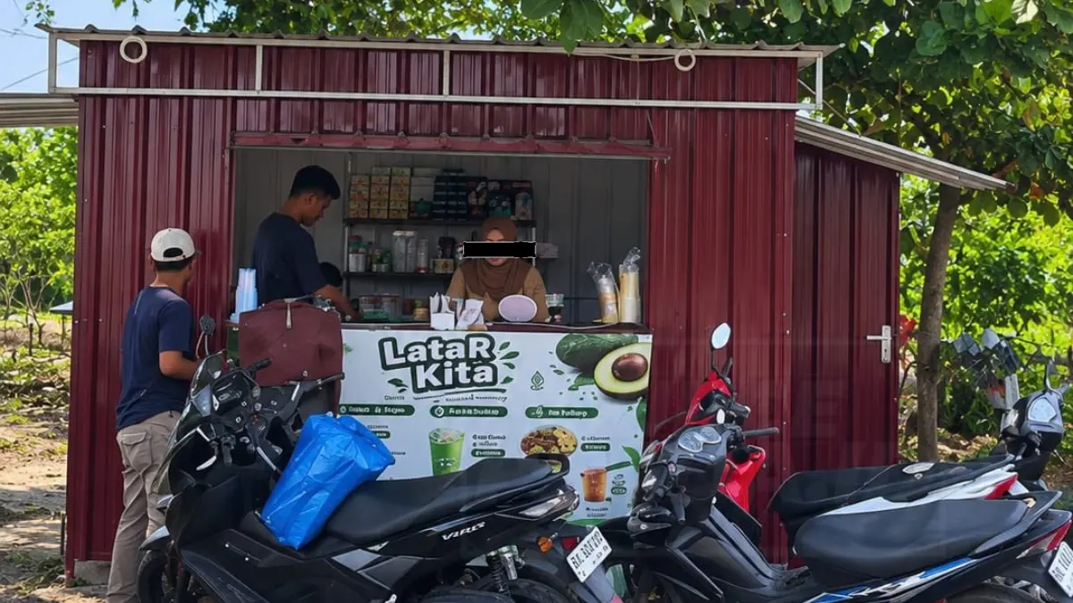 LATAR KITA 22