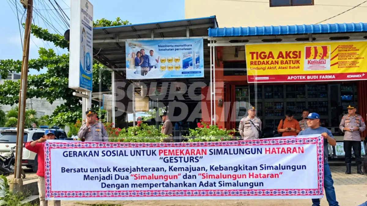 GESTURS menggelar aksi sejuta tanda tangan pemekaran Simalungun Hataran di Kecamatan Bandar, Perdagangan, Kabupaten Simalungun