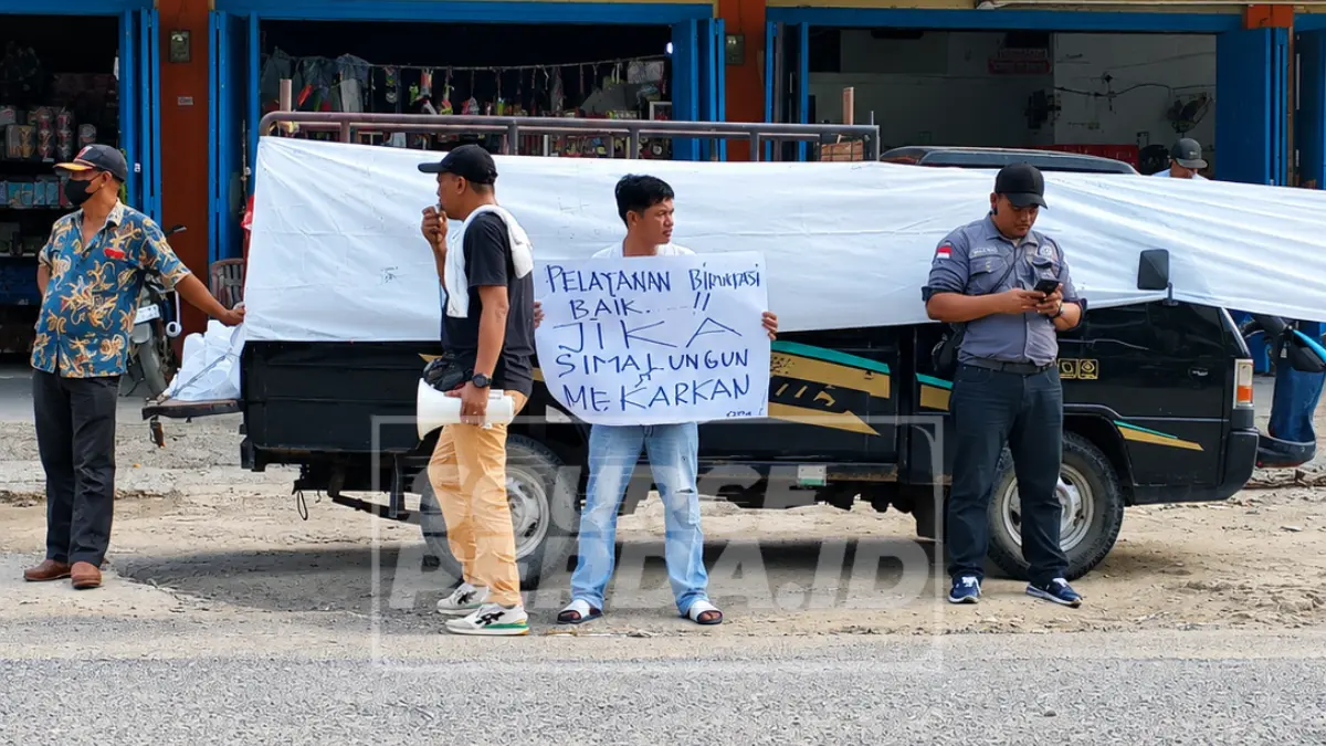 Aksi sejuta tanda tangan yang digelar GESTURS di Kecamatan Bandar, Kabupaten Simalungun, Jumat (9/10/2026), untuk menyuarakan dukungan terhadap pemekaran Simalungun Hataran.
